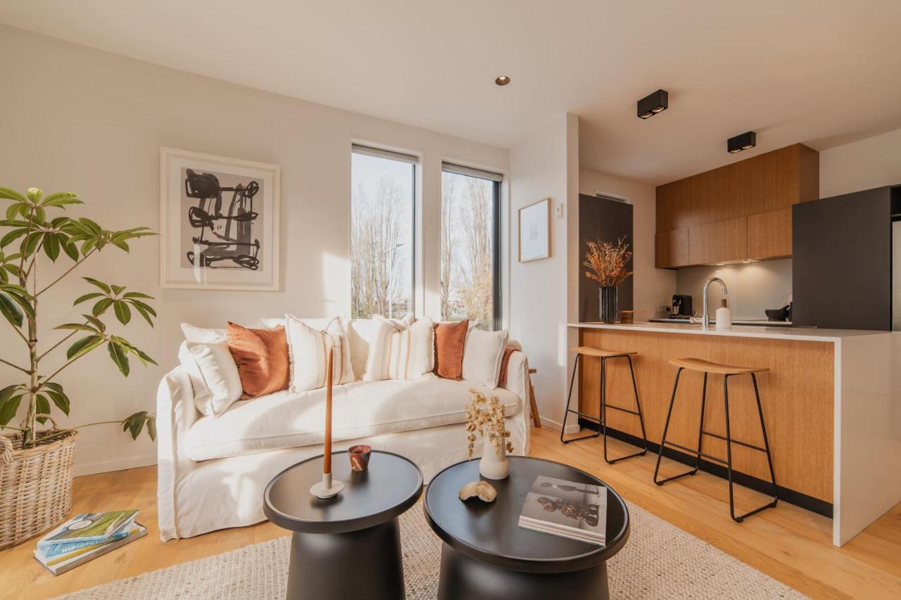 Chic and Contemporary Living at Cambridge Terrace - B&B Christchurch