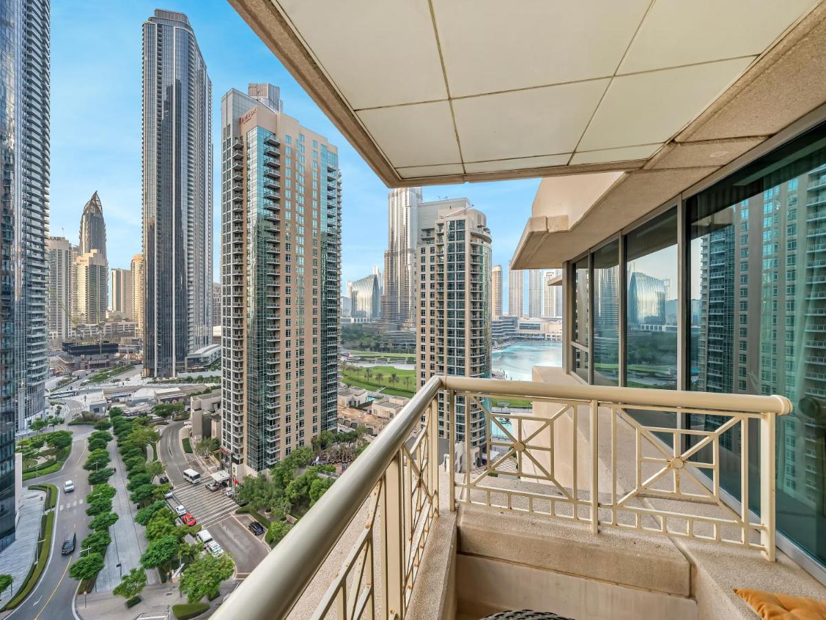 New Burj Khalifa & Fountain Views & Work station - Bed and Breakfast Dubai