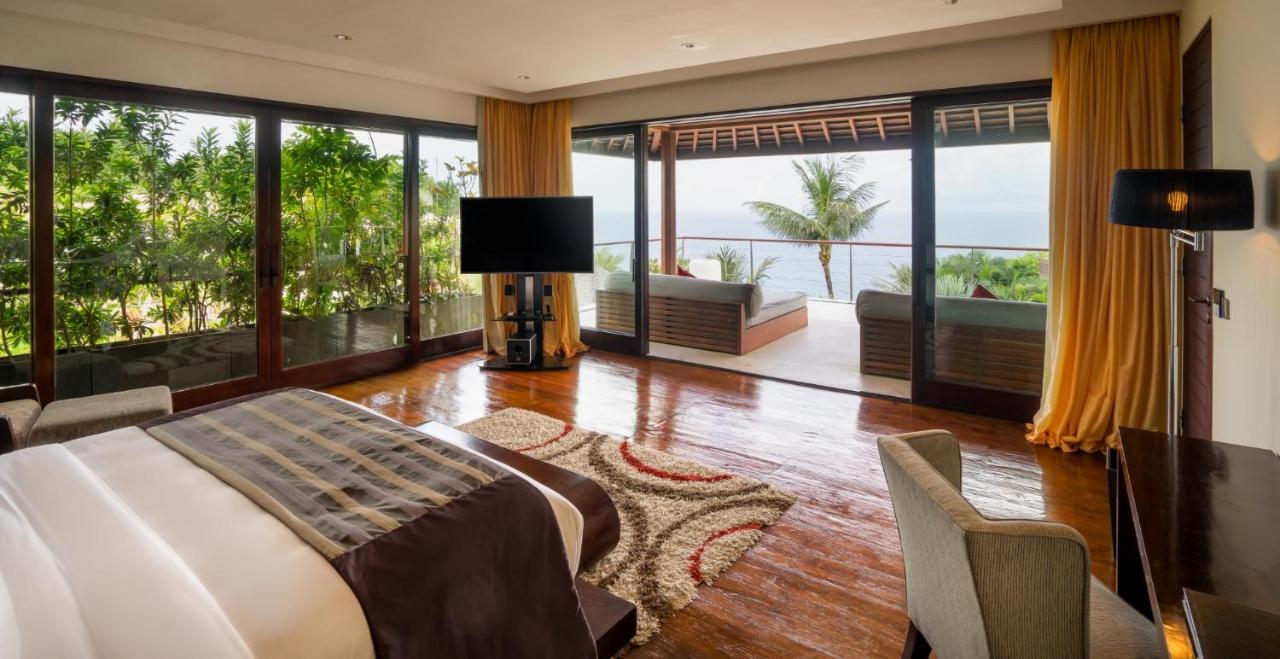 The Mood Two-Bedroom Villa with Ocean View and Benefits