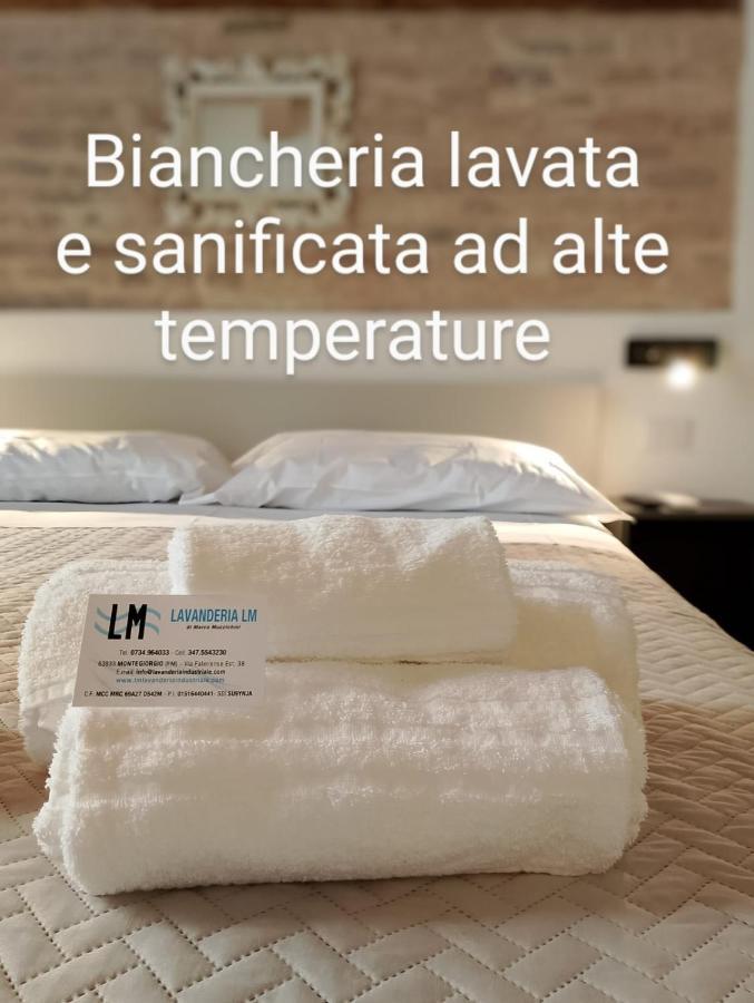 Camera Matrimoniale Deluxe (2 Adulti + 1 Bambino) 