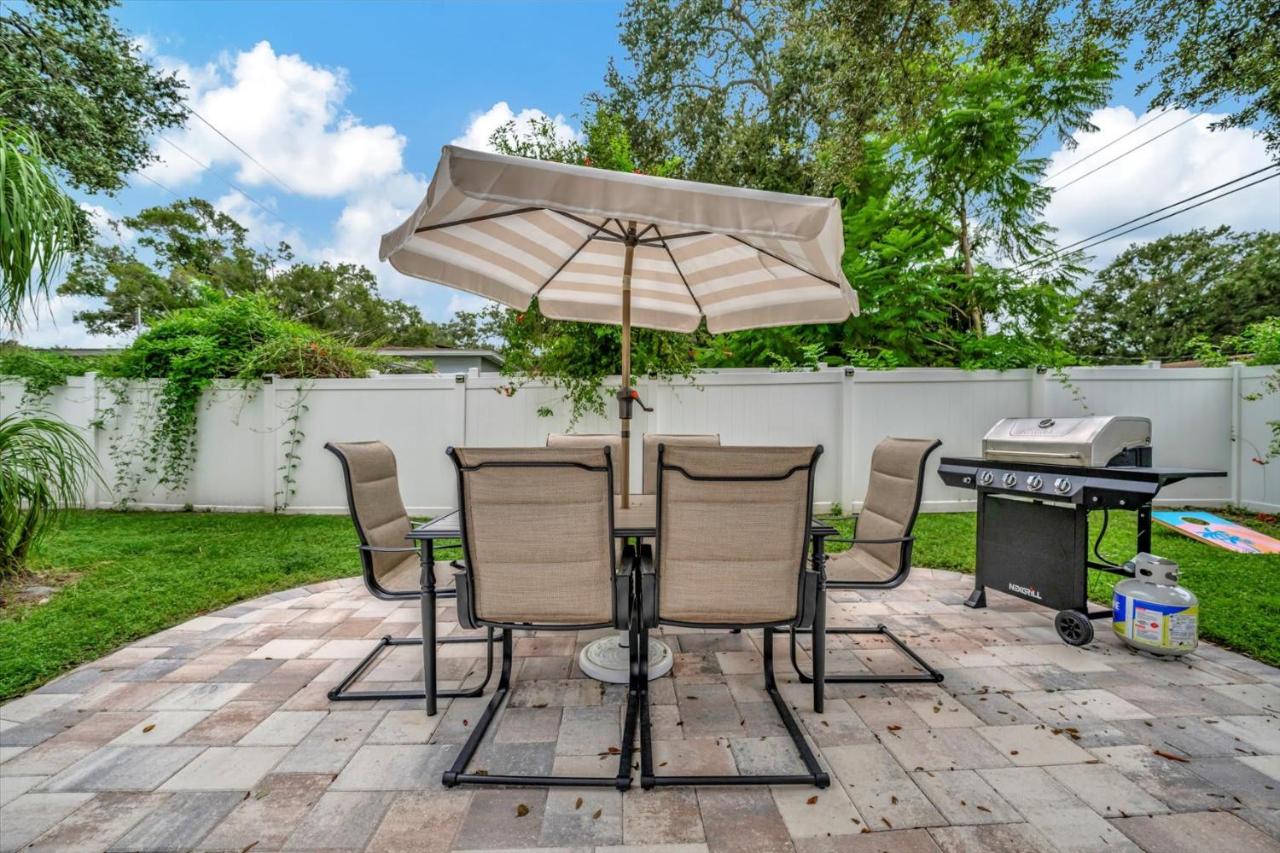 The Bardmoor a Luxury Family Retreat in St Pete - B&B Seminole