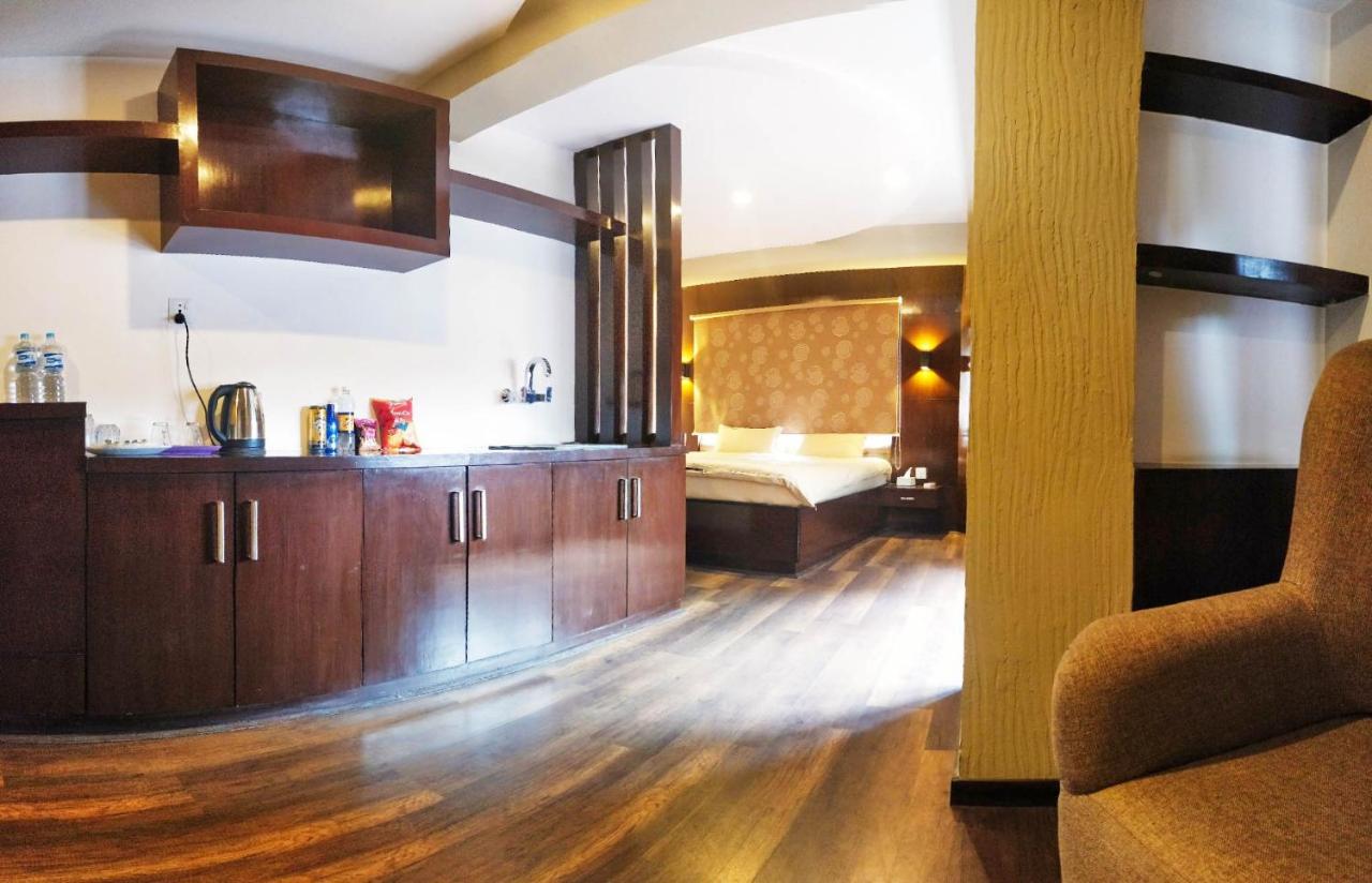 Quays Himalayan - B&B
