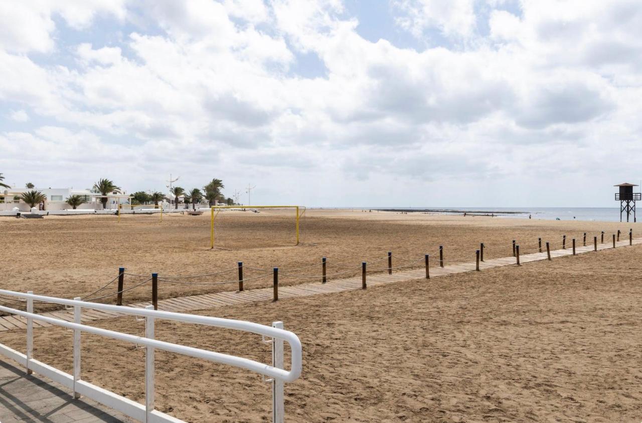 Habitaciones privadas cerca de la playa y aeropuerto en casa compartida con otros huéspedes - B&B