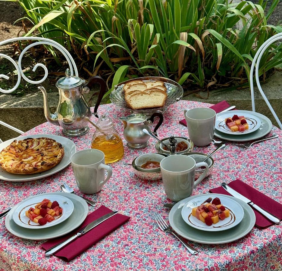 Le Vieux Manoir - Bed and Breakfast