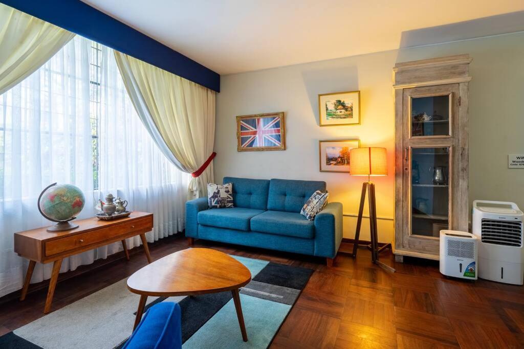 Británico en Miraflores & primer piso, 3 dormitorios - B&B
