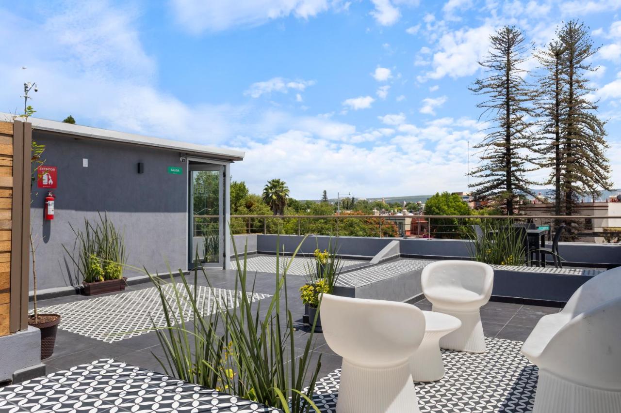 Universidad by Homirent - B&B Santiago de Querétaro