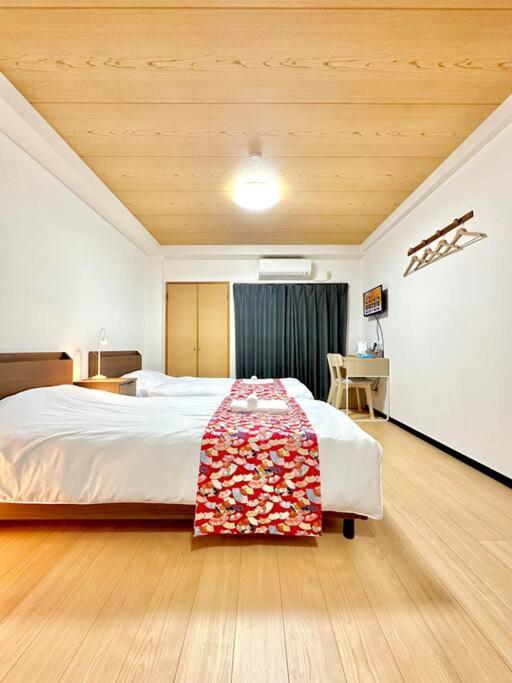 105号室花園駅2分ツインベットルームミニキッチンと専用バスルーム付き - Chambres d’hôtes Osaka