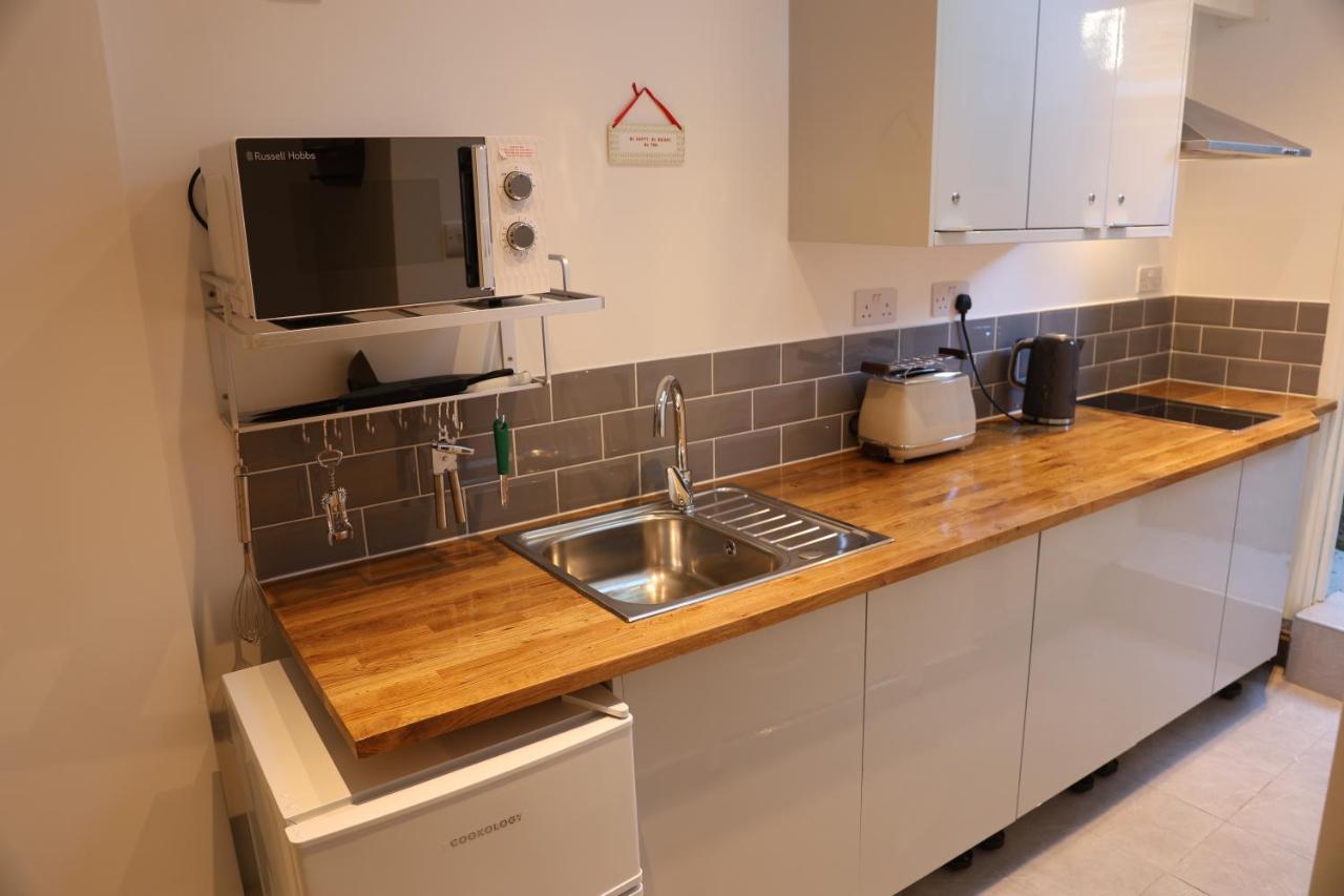 Melody Studio - B&B London