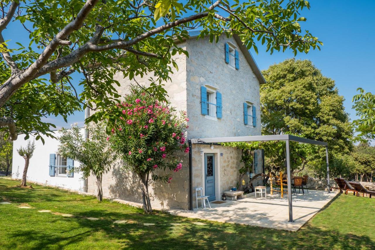 Villa Veli Dvor - B&B Nerezine