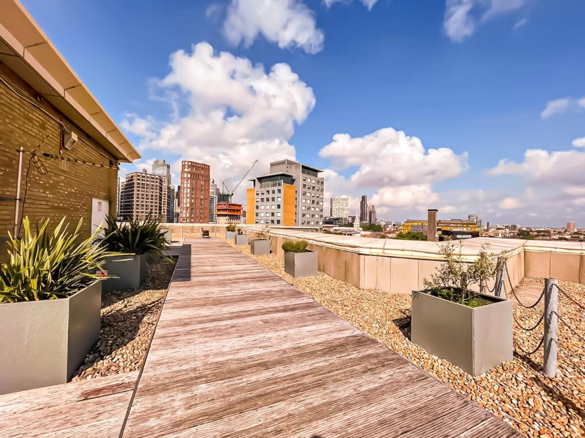 Lovely 1 bedroom apartment with Hottub, Sauna, Gym - Ferienwohnung