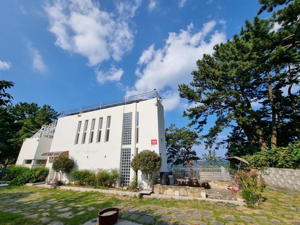 Hosanna The Ocean Namhae - Ferienwohnung Namhae