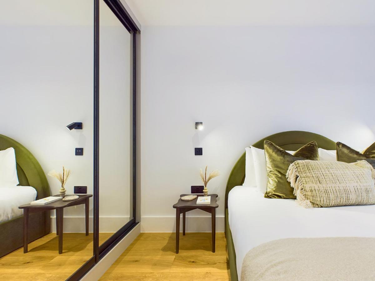 Two-Bedroom Apartment with Terrace