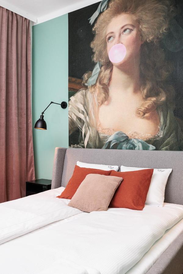 Suite Appartamento con 3 Camere da Letto