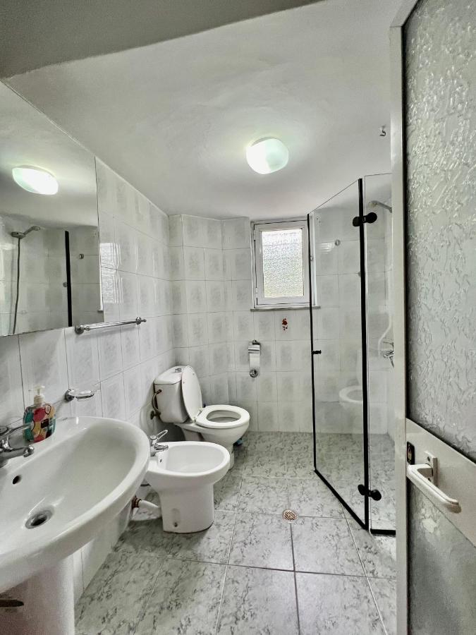 Appartamento Familiare con 2 Camere da Letto e Vista