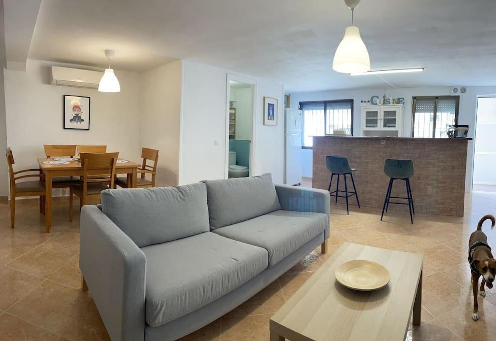 Neruka House - B&B Torremolinos