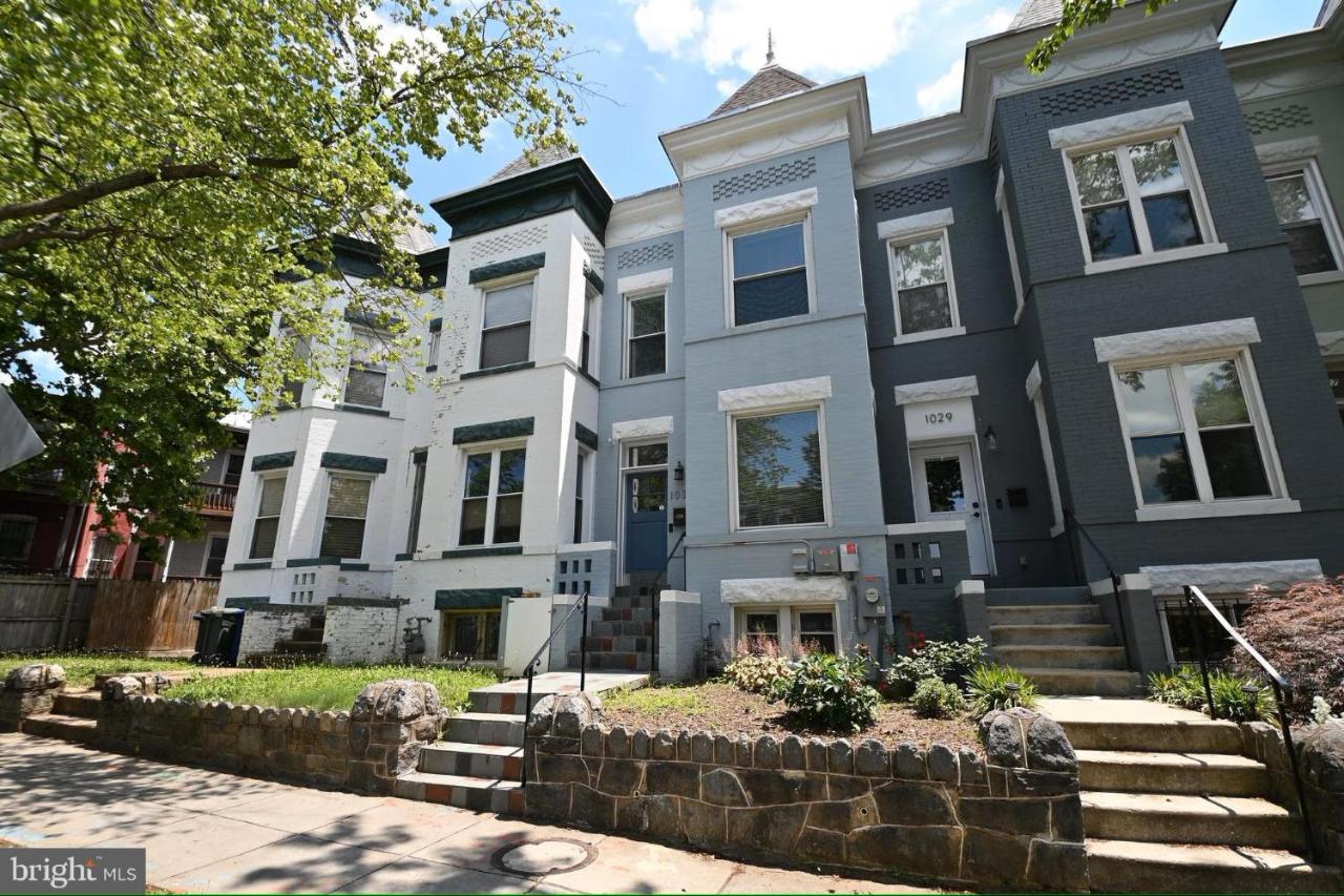Elegant 5BR home near Capitol Hill! Free Parking! - B&B