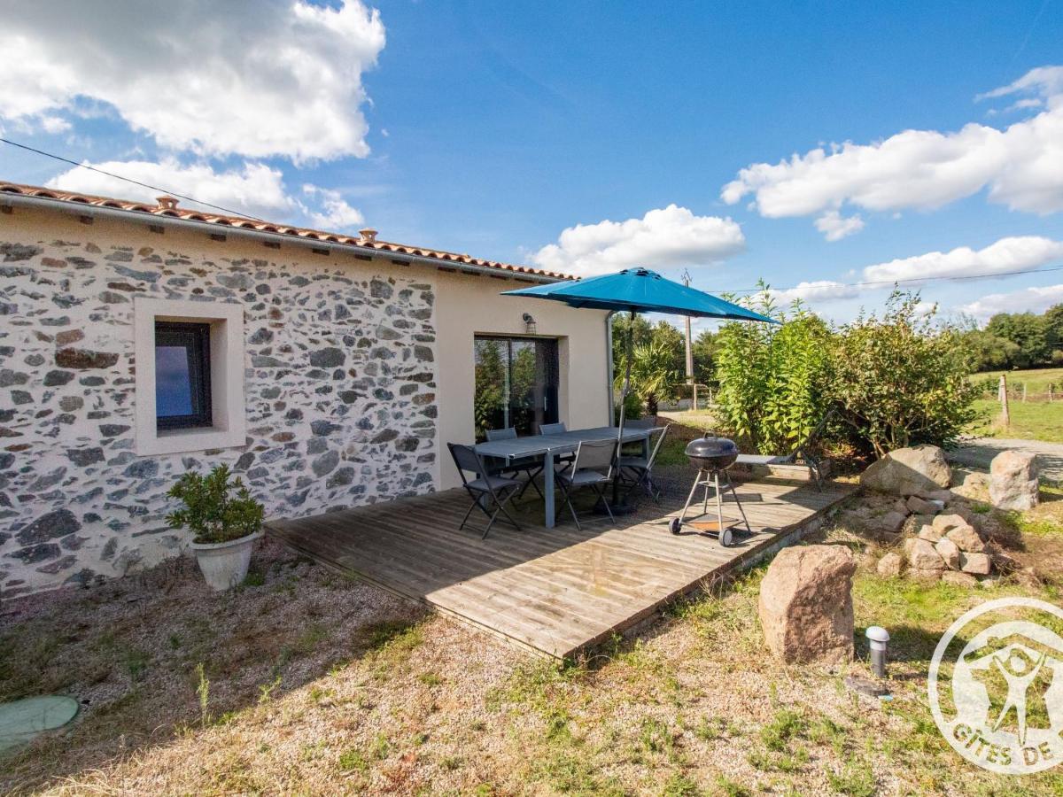 Gîte moderne et confort, proche Puy du Fou, Nantes, Cholet, terrasse, pêche à l'étang privé - FR-1-622-42 - B&B