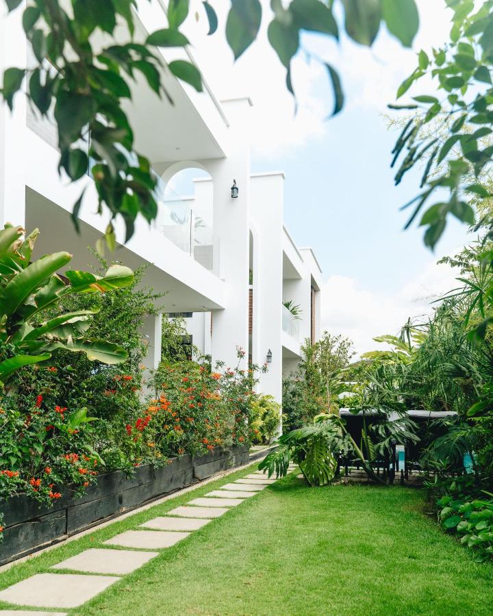 Ndani House - Bed and Breakfast