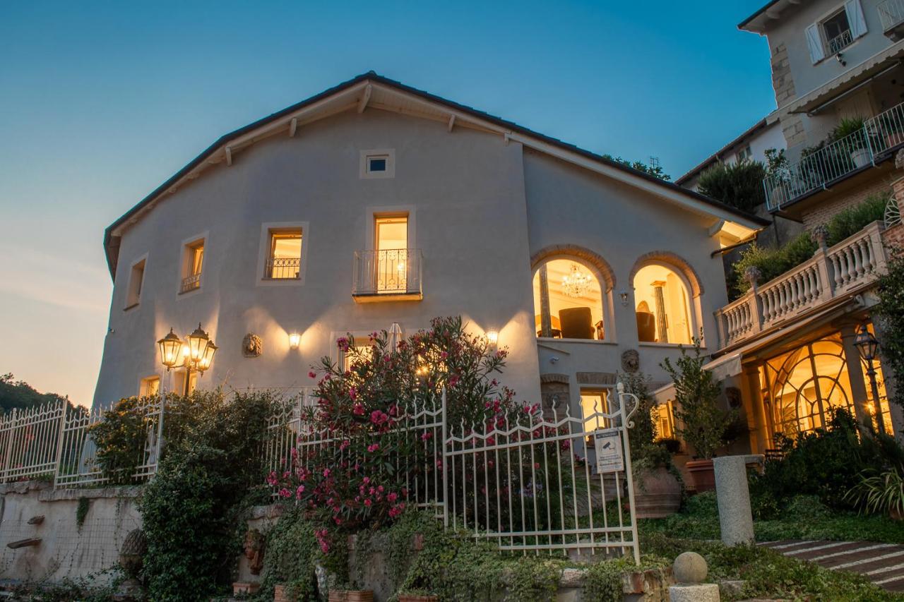 Ai Leoni Ruggenti - Giardino Segreto con Vista sul Monferrato - Chambres d'hôtes Ottiglio