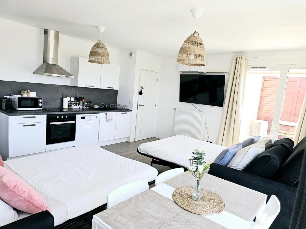 Lakeside Provence - Appartement classé 4 étoiles, Vue sur le lac, Parking sous-sol, double clim - Ferienwohnung