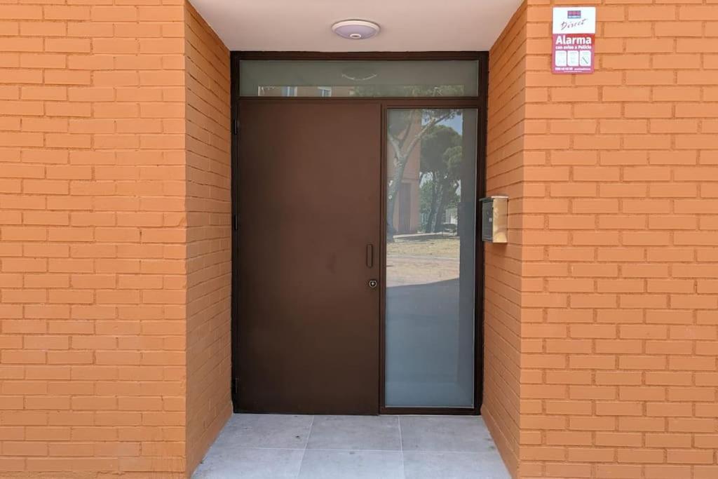 Ama Madrid Metropolitano 11 - B&B
