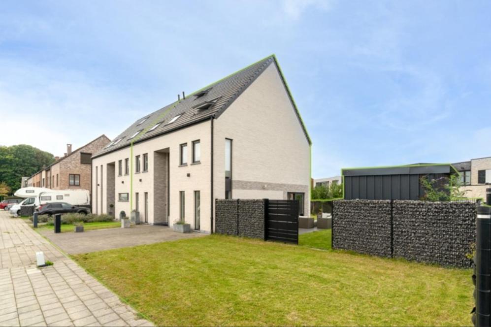 Espace moderne pouvant accueillir 3 personnes - B&B