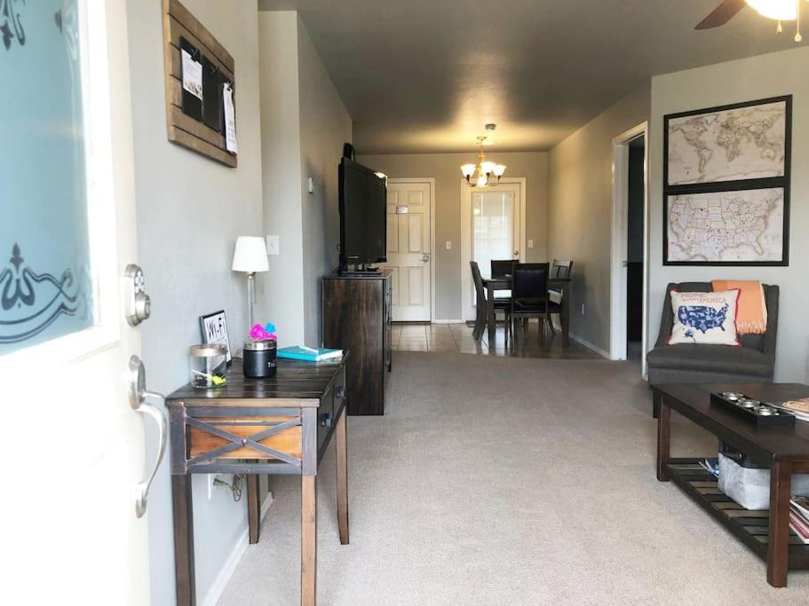 McKinley House - Gym, Garage and Fenced Yard - Ferienwohnung Amarillo