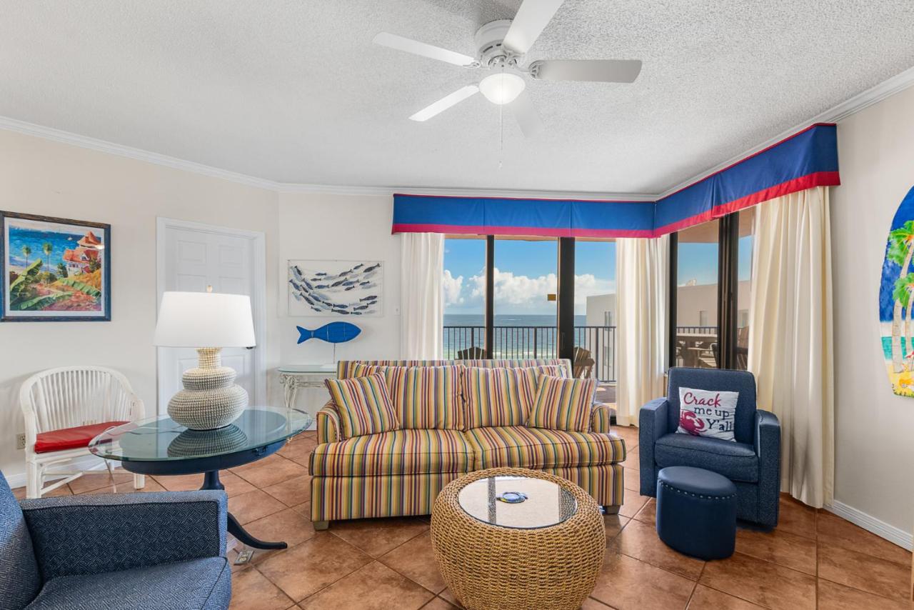 Four Seasons 704W - B&B