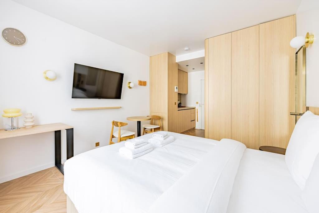 154 Suite luxueuse-Etienne Marcel-Châtelet-Paris 3 - Chambres d’hôtes Paris