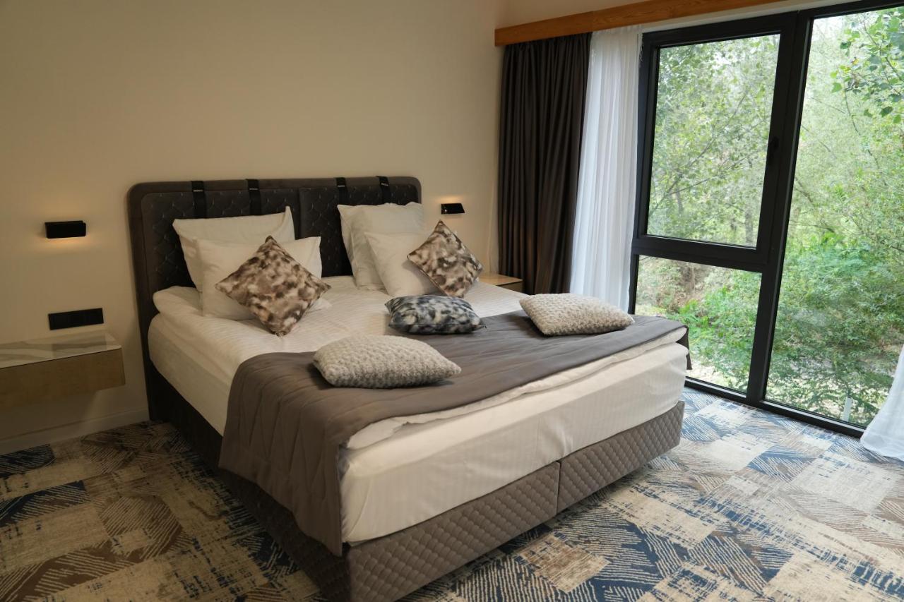 Suite with Garden View