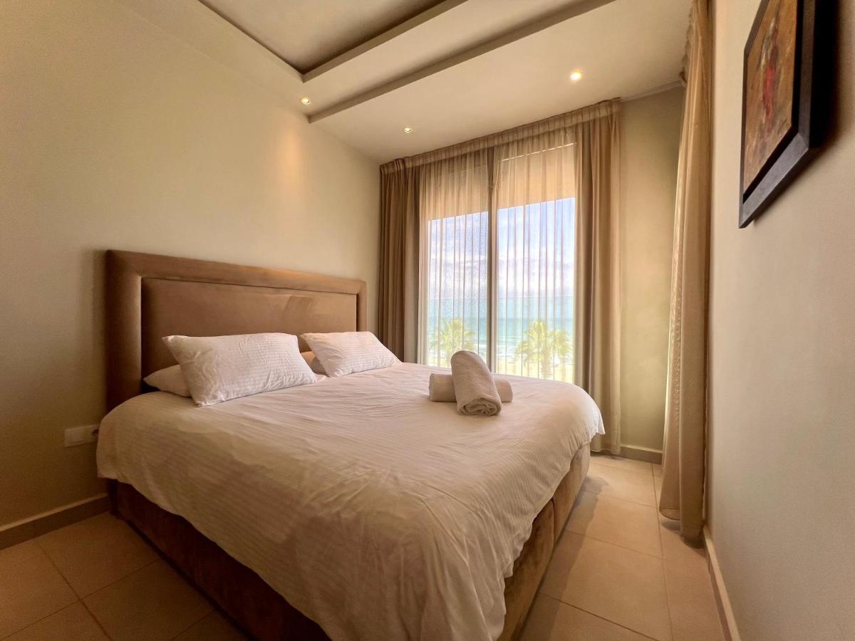Apartment mit 3 Schlafzimmern und Meerblick