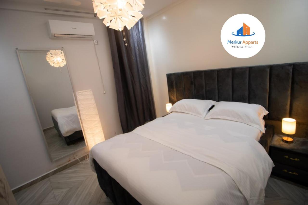 Merkur Apparts, Studio Meublé Haut-Standing - B&B Djoungolo