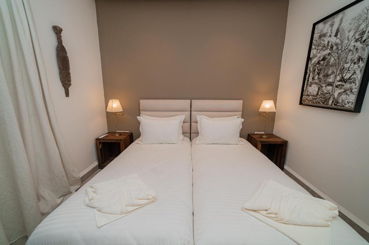 Standard Suite