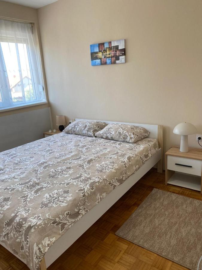 Apartman NANA - Bed and Breakfast Ćuprija