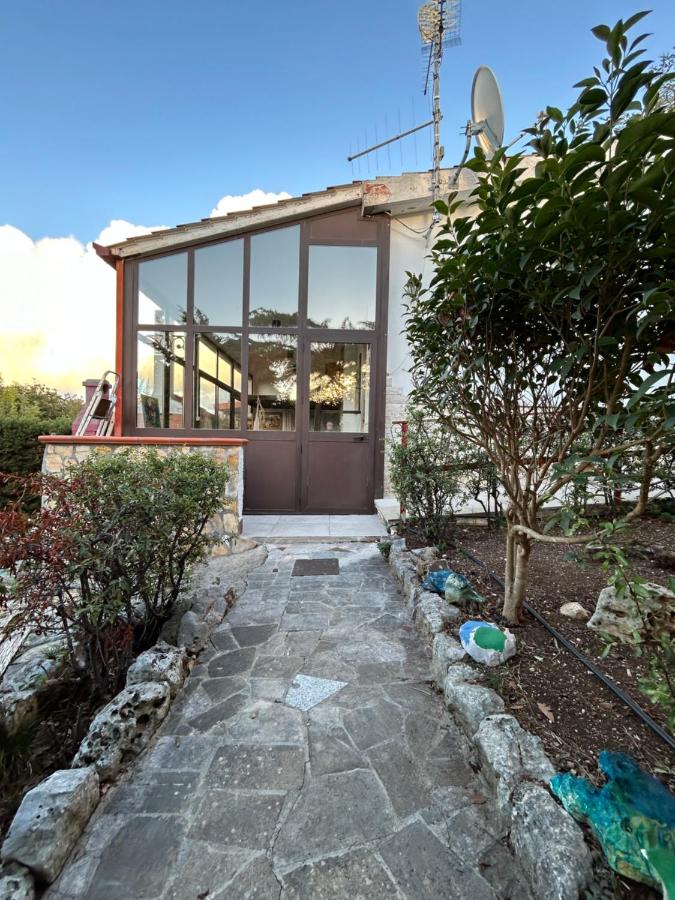 Dimora dell'Artista - Villa con piscina privata - B&B Cassano delle Murge