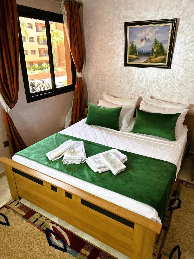 Three-Bedroom Apartment with Balcony