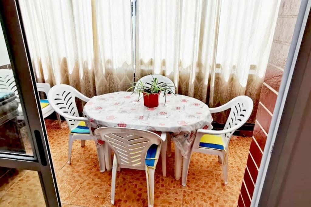 Charment Appartement à 1 min à pied de la plage - Bed and Breakfast Martil