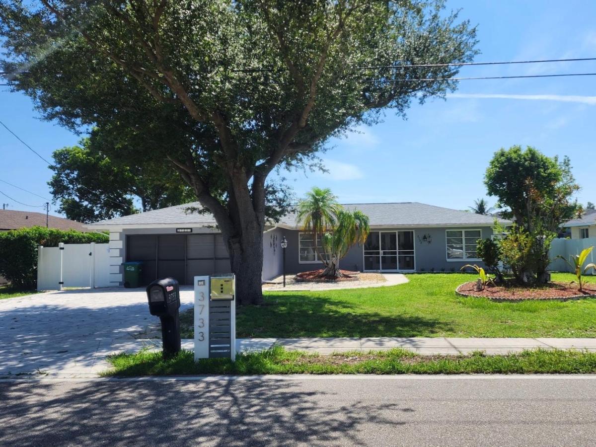 Cape Coral Cozy House - B&B Cape Coral