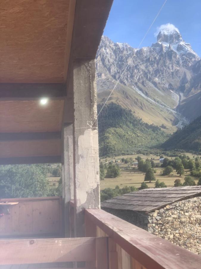 Guesthouse Aprasidze - B&B Mestia