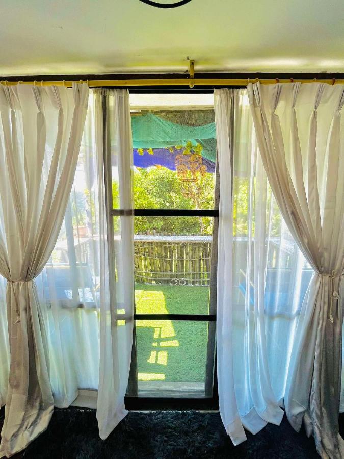 Mountain facing room in crystal dome - B&B