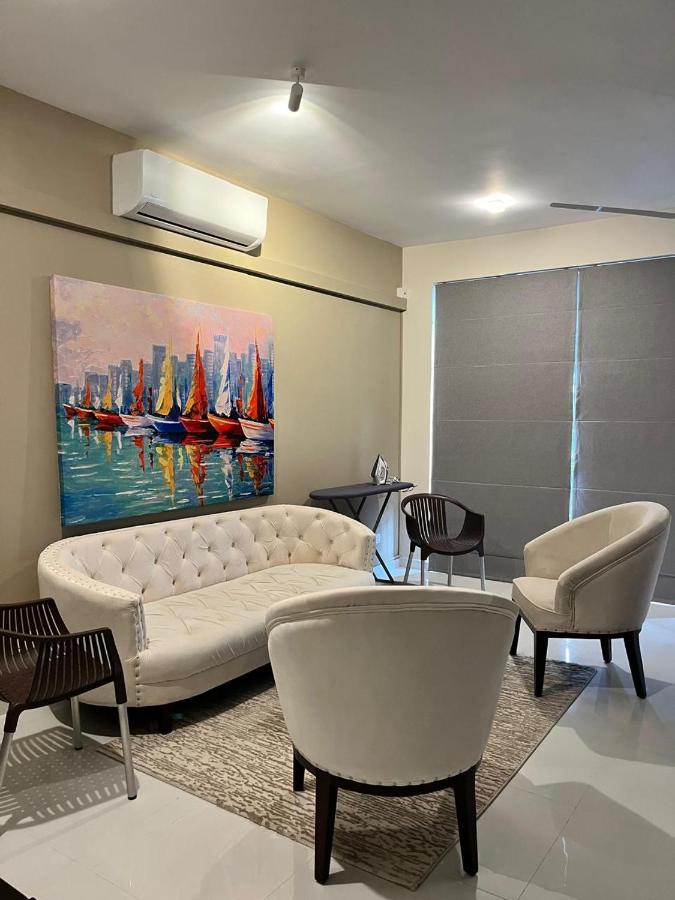 Group 47 Living - B&B Dehiwala