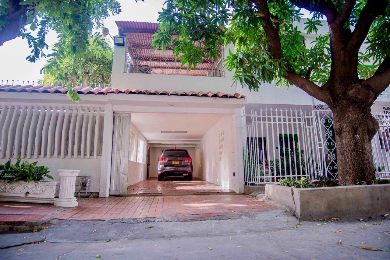 Casa Nora Alojamiento Entero, 4 Habitaciones Capacidad Máxima 9 huéspedes - B&B