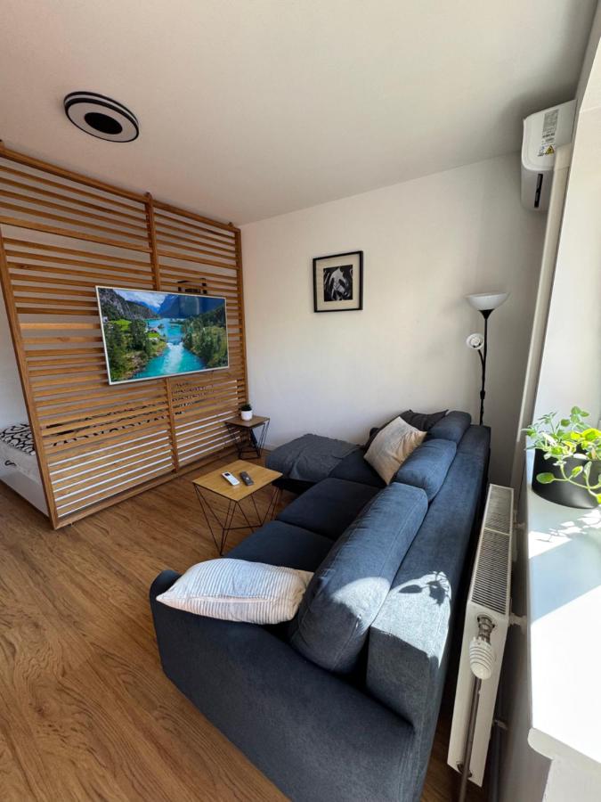 Garden-view Apartment near City Center - B&B Bratislava