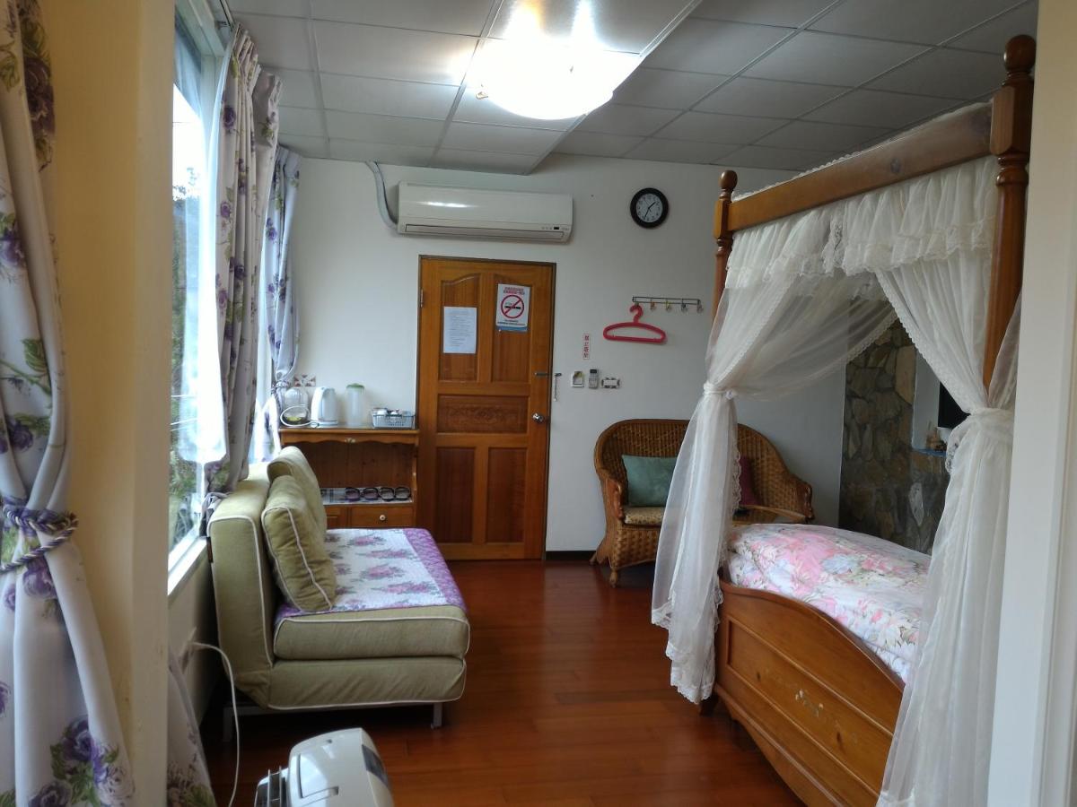 Large Double Room