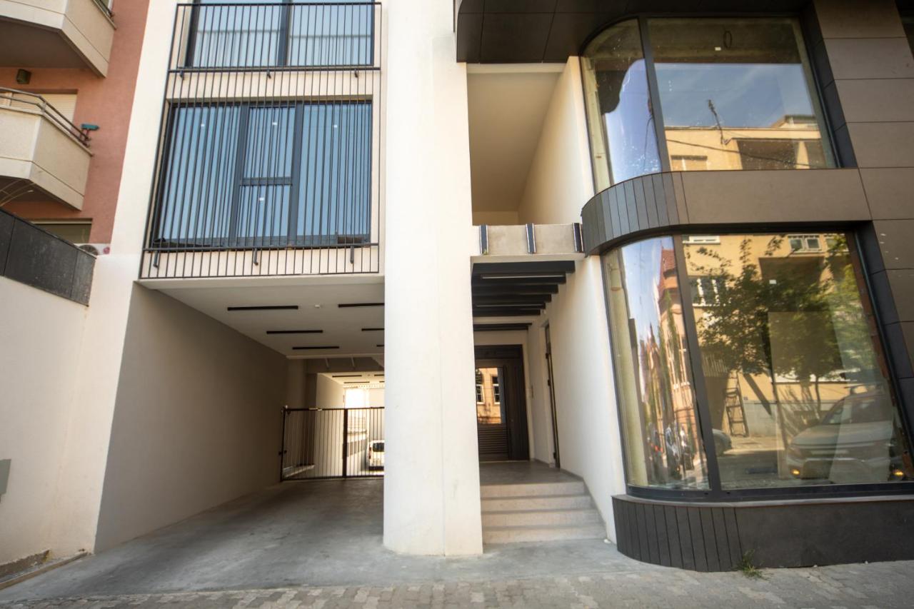 Harizma apartmani - Avenija - B&B