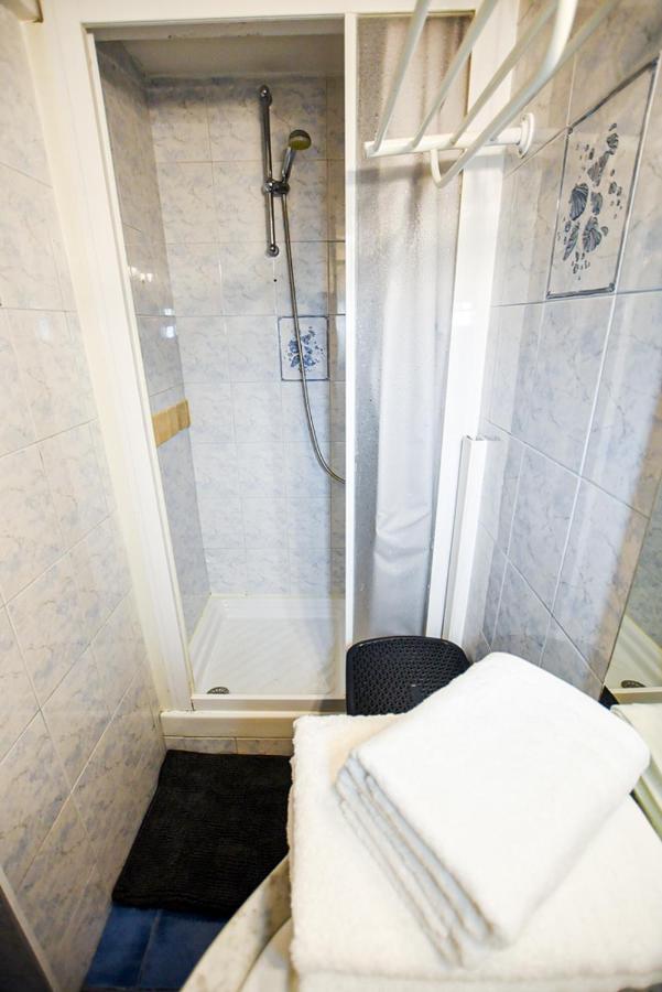 Apartment mit 3 Schlafzimmern und Balkon