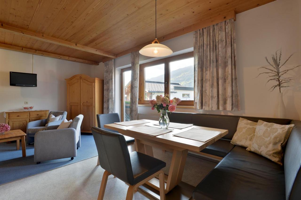 Steinlechner-Meyer Elisabeth - B&B Stumm