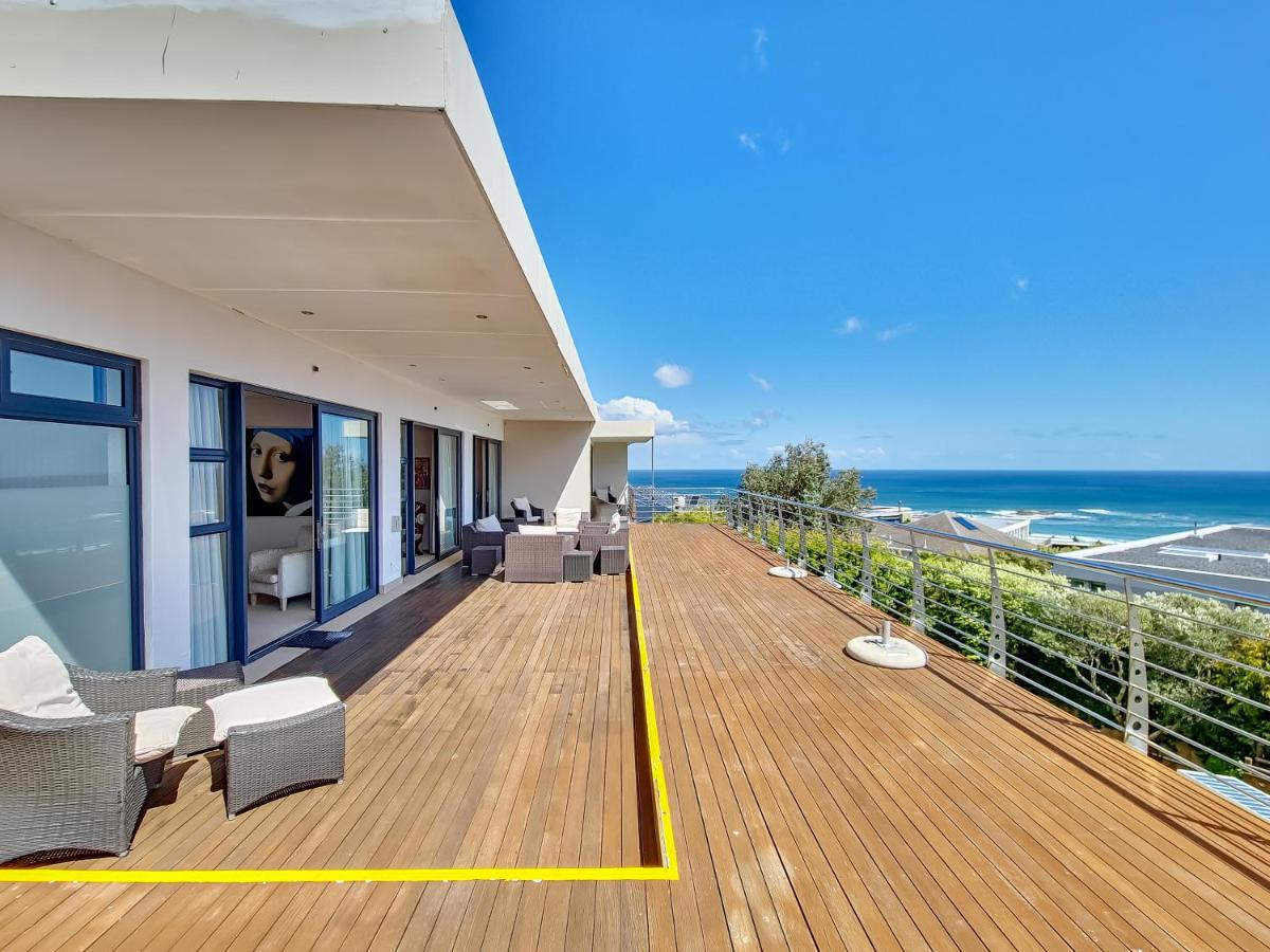 Blue Emerald Villa - Heated Pool - B&B Cape Town