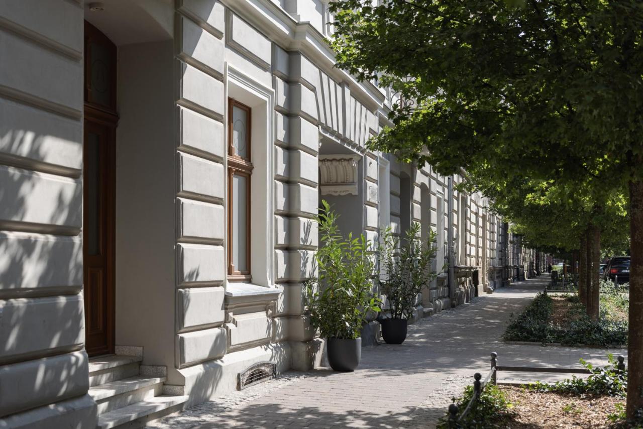 Apartamenty 1M11 Centrum - opcjonalne miejsce parkingowe, dostęp na kod, NETFLIX - Chambres d’hôtes Łódź