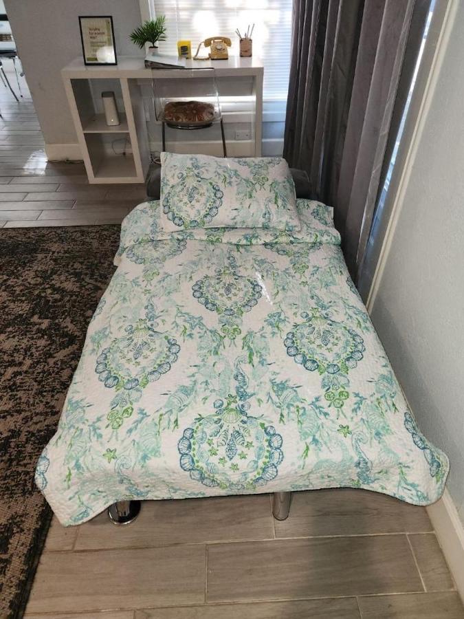 ☆The Oasis in Murray Hill☆ -sleeps 8- WiFi- Cozy - B&B Jacksonville